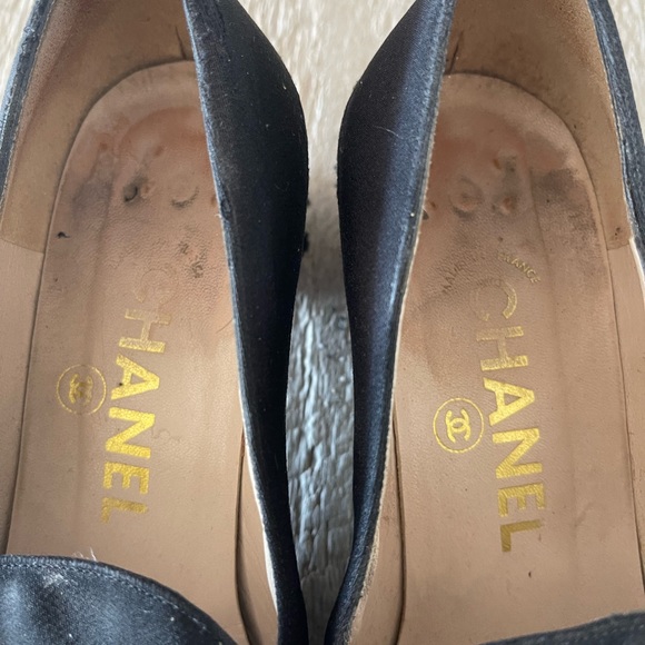 CHANEL vintage black dress loafers with classic styling need repair - Picture 4 of 10